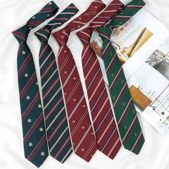 Gravata Social Listrada Clássica – Padrão Estilo Colegial