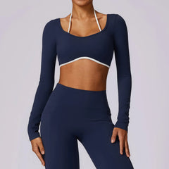 Blusa Fitness Manga Longa com Recorte Frontal e Costas Vazadas