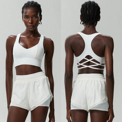 Conjunto Fitness com Top Cruzado nas Costas e Short Soltinho