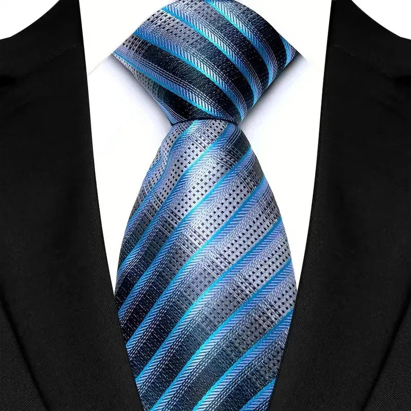 Gravata Masculina com Design Floral e Geométrico