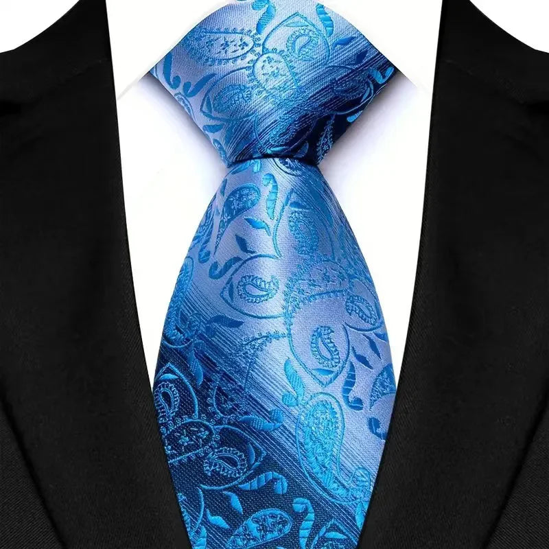Gravata Masculina com Design Floral e Geométrico