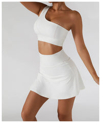 Conjunto Fitness Feminino com Top Ombro Só e Saia com Shorts
