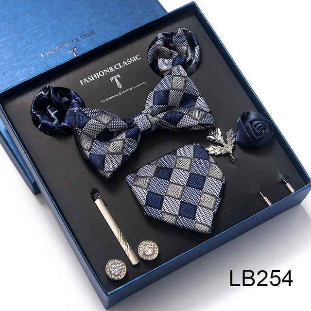 Gravata Borboleta Paisley com Broche e Abotoaduras