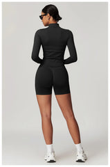 Blusa Fitness com Zíper Frontal e Manga Longa