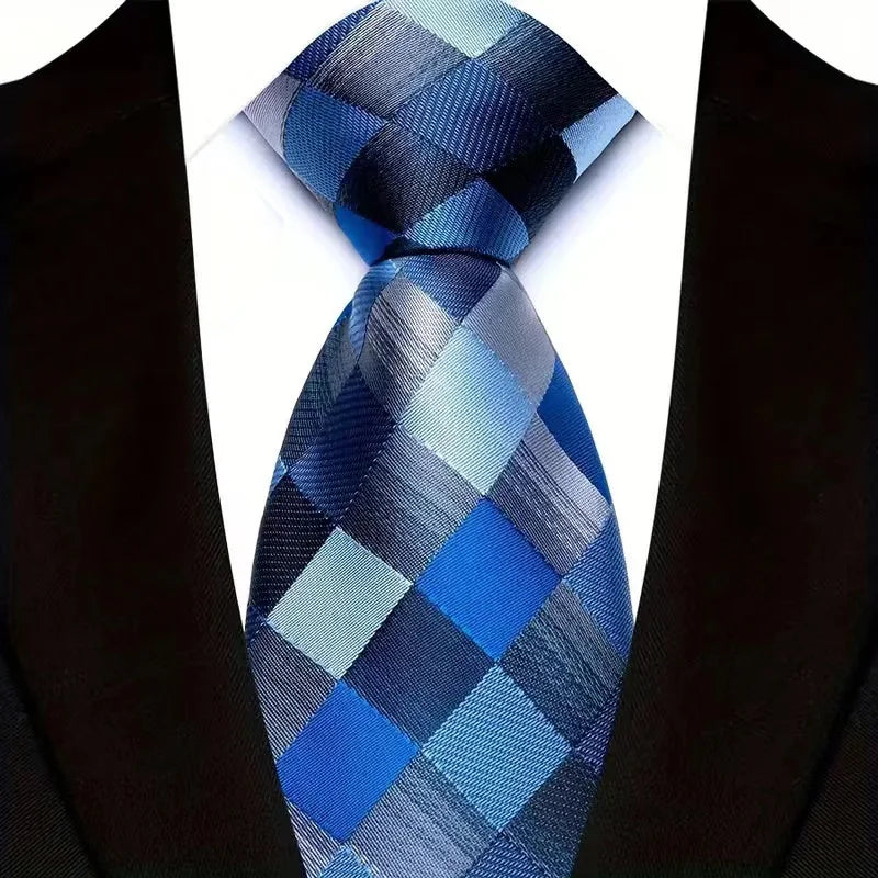 Gravata Masculina com Design Floral e Geométrico