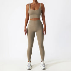 Conjunto Fitness com Top Reto e Short Modelador