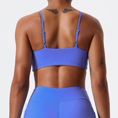 Top Fitness com Nó Frontal e Alças Largas
