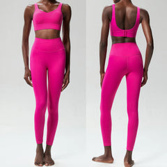 Conjunto Fitness com Top Liso e Legging Encorpada