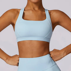 Top Fitness com Alças Cruzadas nas Costas – Bojo Removível e Sustentação