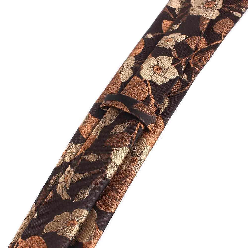 Gravata Slim Floral Marrom Clássica para Casamento