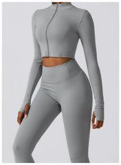 Conjunto Fitness com Top Vazado e Legging Cintura Alta