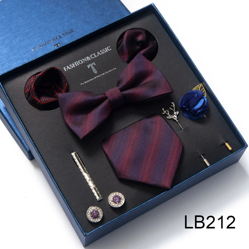 Gravata Borboleta Paisley com Broche e Abotoaduras