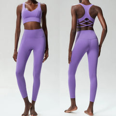 Conjunto Fitness com Top Vazado nas Costas e Legging Modeladora