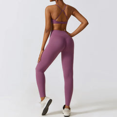 Conjunto Fitness com Top Vazado e Legging Cintura Alta