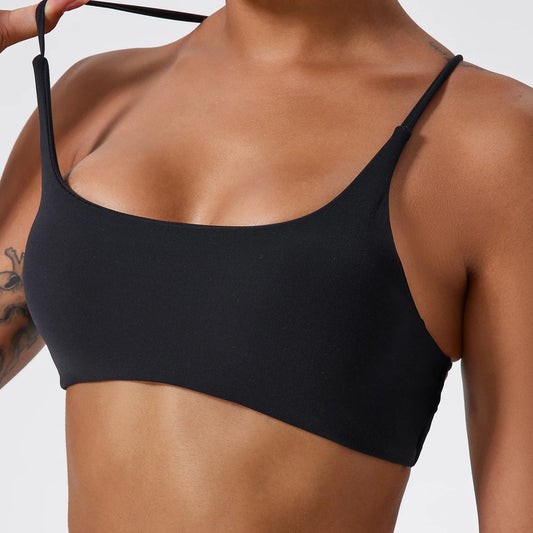 Top Fitness com Amarração Cruzada e Alças Finas