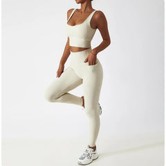 Top Fitness com Alças Largas e Decote Quadrado