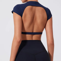 Cropped Fitness com Costas Abertas e Manga Curta – Alça Fixa e Estilo Bold