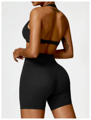 Conjunto Fitness com Top de Um Ombro e Short Cintura Alta