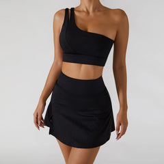 Conjunto Fitness Feminino com Top Ombro Só e Saia com Shorts