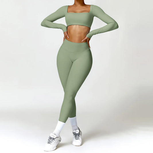 Conjunto Fitness com Cropped Manga Longa e Legging