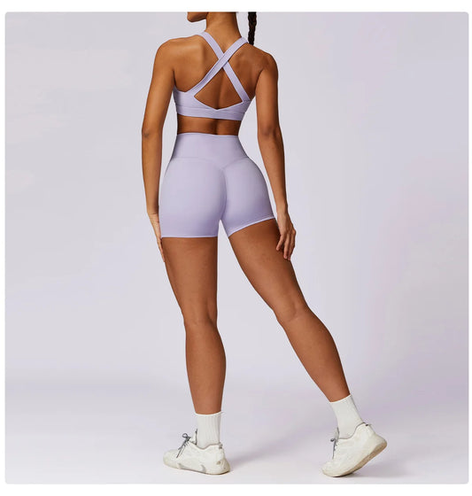 Top Fitness com Alças Cruzadas nas Costas – Bojo Removível e Sustentação