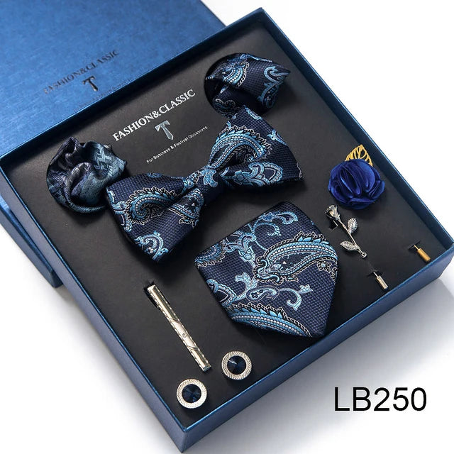 Gravata Borboleta Paisley com Broche e Abotoaduras