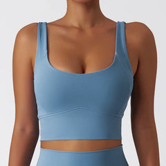 Top Fitness com Alças Largas e Decote Quadrado