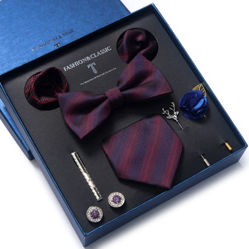 Gravata Borboleta Paisley com Broche e Abotoaduras