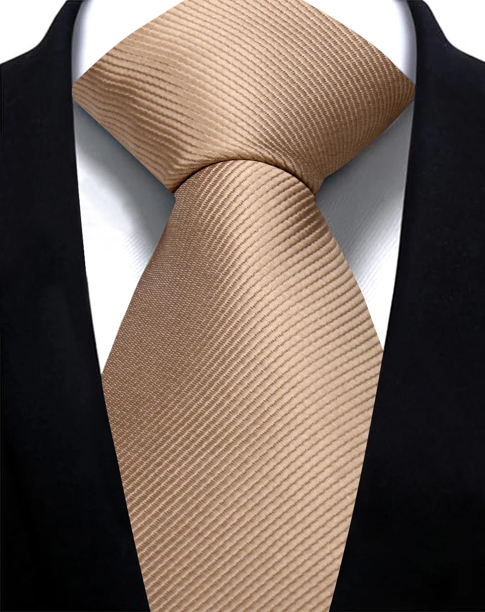 Gravata Lisa Versátil para Uso Diário ou Profissional