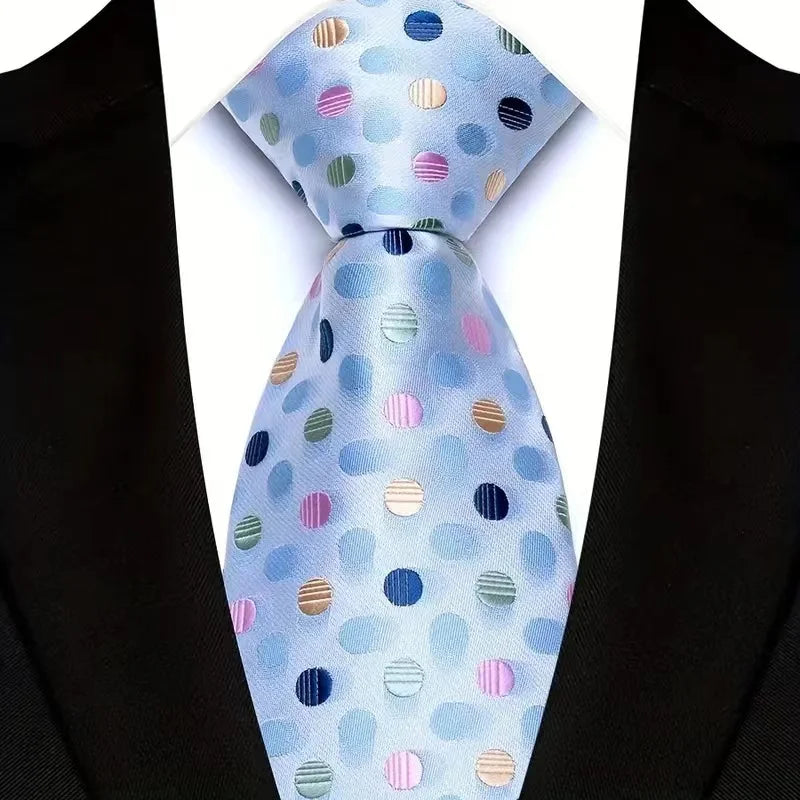 Gravata Masculina com Design Floral e Geométrico