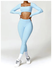 Conjunto Fitness com Cropped Manga Longa e Legging