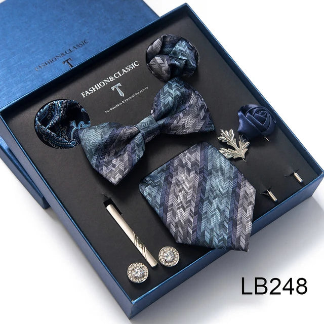 Gravata Borboleta Paisley com Broche e Abotoaduras