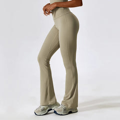 Calça Fitness Flare com Cós Alto e Recorte Estratégico
