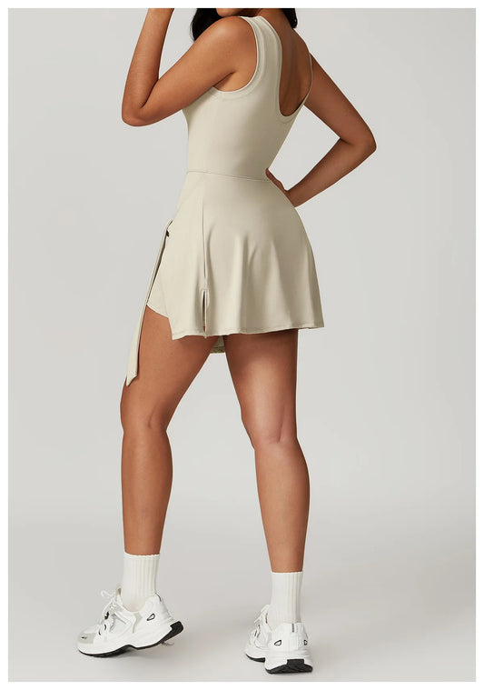Vestido Fitness com Nó Lateral e Decote Redondo
