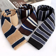 Gravata Slim em Tricô com Listras Coloridas – Toque Despojado