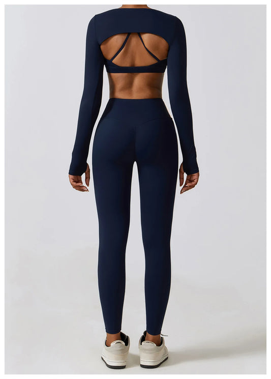 Conjunto Fitness com Top Vazado e Legging Cintura Alta